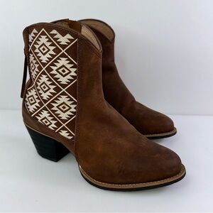 Twisted X Women's WWF0010 Brown Side Zip Block Heel Ankle Booties - Size 9.5B